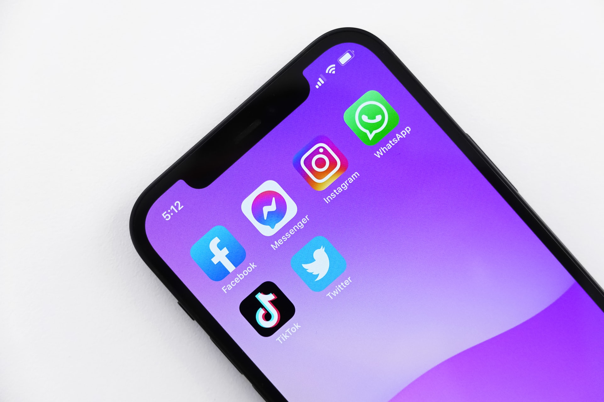icons of social media networks to market dance studio